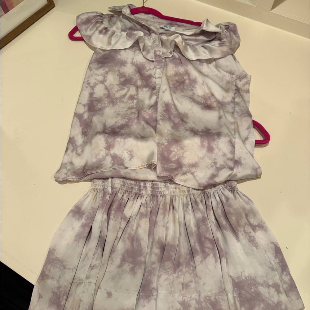 Elegant Lavender Tie-Dye Women's Top